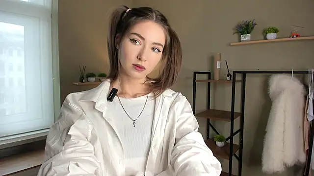 Snapshot of Peaches_Peaches chatting on 04/19/26, 10:05 Peaches Peaches online show from 04/19/26, 10:05