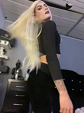 valen lewiiz online show from 07/17/26, 11:57