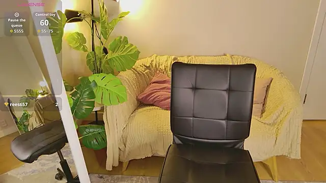 Jane Fisher  online show from 05/13/26, 10:17