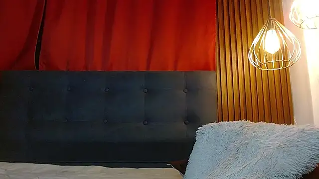 here luke  online show from 04/15/26, 02:43