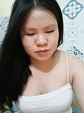 Snapshot of Seraphinahh chatting on 05/29/26, 04:35 Seraphinahh online show from 05/29/26, 04:35