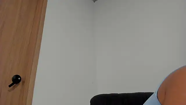 MiaRouseex online show from 05/26/26, 07:01