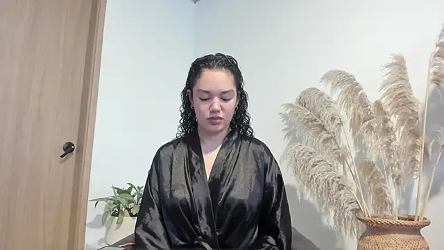 MiaRouseex online show from 05/01/26, 08:58