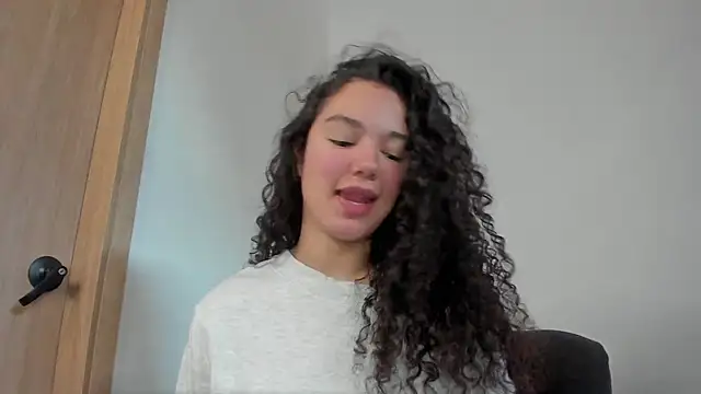 MiaRouseex online show from 05/14/26, 02:58