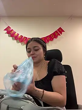 Snapshot of Selene__Ferrer chatting on 04/23/26, 01:13 Selene Ferrer online show from 04/23/26, 01:13
