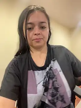 Snapshot of Selene__Ferrer chatting on 06/18/26, 01:38 Selene Ferrer online show from 06/18/26, 01:38