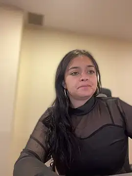 Snapshot of Selene__Ferrer chatting on 06/17/26, 01:21 Selene Ferrer online show from 06/17/26, 01:21