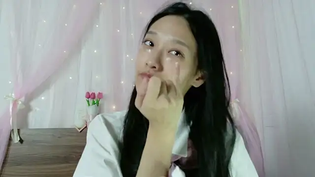 shy pink doll online show from 07/25/26, 03:40