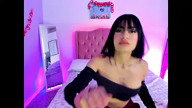 Antonella Bratzz4 online show from 04/14/26, 08:58