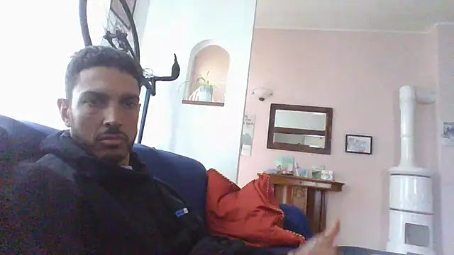Snapshot of Bucefalo2024 chatting on 05/06/26, 06:50 Bucefalo2024 online show from 05/06/26, 06:50