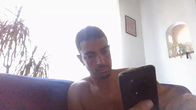 Snapshot of Bucefalo2024 chatting on 07/18/26, 08:23 Bucefalo2024 online show from 07/18/26, 08:23