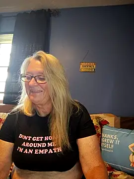 RavensLove online show from 05/15/26, 04:05