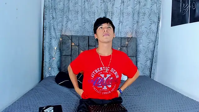 Snapshot of IhanKing chatting on 06/11/26, 07:00 IhanKing online show from 06/11/26, 07:00