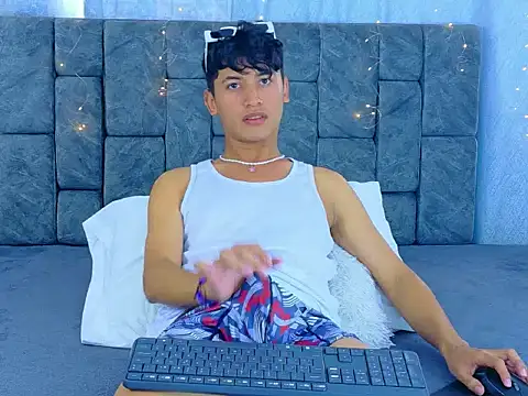 IhanKing online show from 05/10/26, 01:36