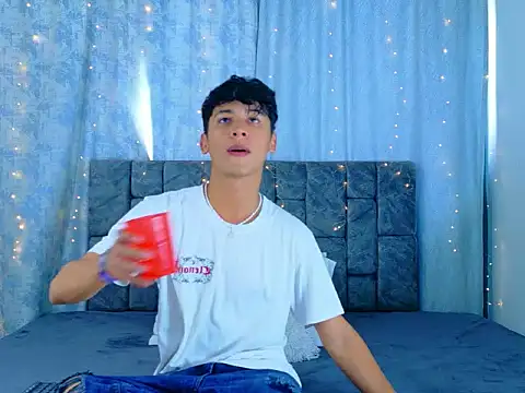 IhanKing online show from 05/18/26, 07:29