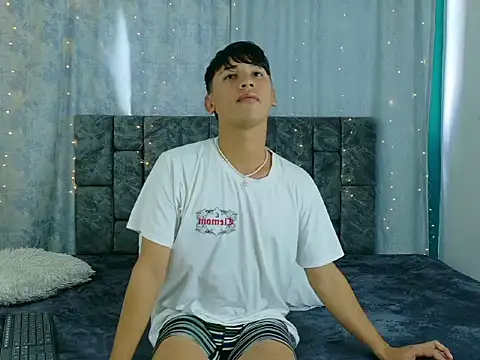 IhanKing online show from 04/21/26, 07:31