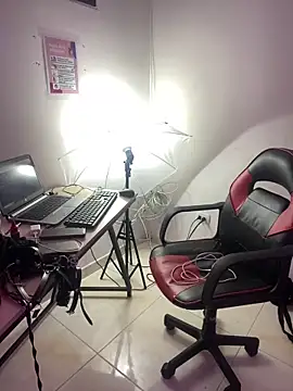 AMY 0317 online show from 05/11/26, 10:38