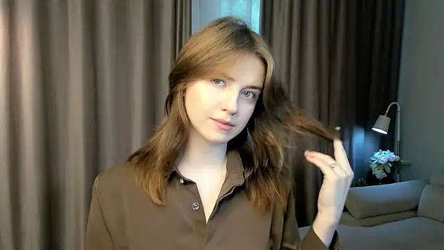 Snapshot of RenateVashaw chatting on 07/14/26, 05:45 RenateVashaw online show from 07/14/26, 05:45