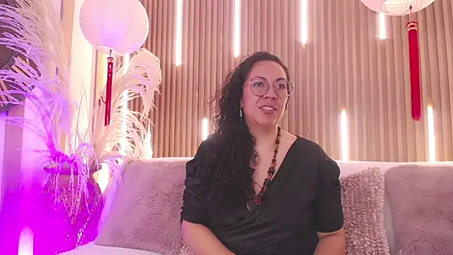 Velvet Curly online show from 05/29/26, 12:22