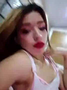 Snapshot of sally_candy chatting on 04/15/26, 07:51 sally candy online show from 04/15/26, 07:51