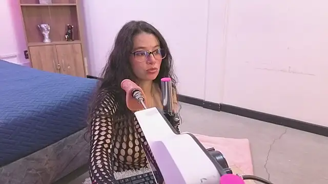 Samantha bloww1 online show from 04/22/26, 03:46