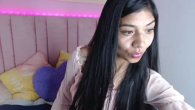 Snapshot of Shamel_Brm chatting on 06/02/26, 12:16 Shamel Brm online show from 06/02/26, 12:16