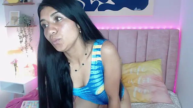 Snapshot of Shamel_Brm chatting on 06/17/26, 12:15 Shamel Brm online show from 06/17/26, 12:15