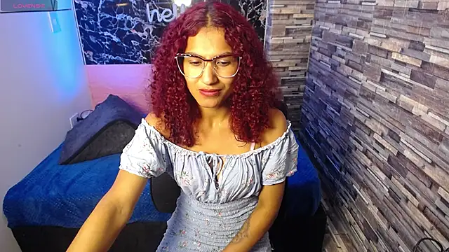 molly bianco online show from 04/14/26, 10:04