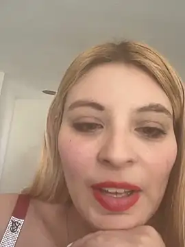 Bunnysweet95 online show from 04/27/26, 07:12
