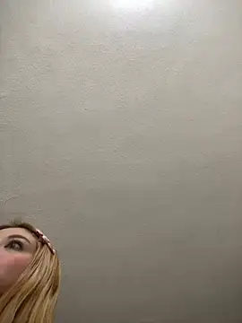 Bunnysweet95 online show from 04/30/26, 08:16