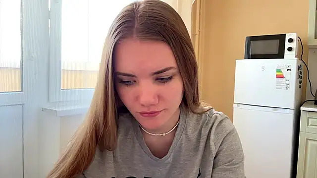 doana bebriti online show from 06/03/26, 11:11