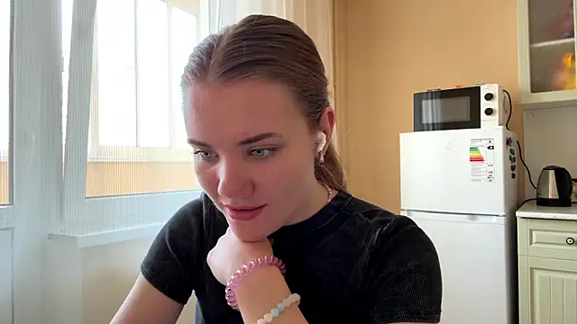 doana bebriti online show from 05/12/26, 11:27