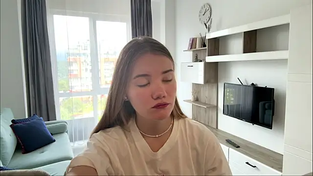 doana bebriti online show from 06/27/26, 10:10