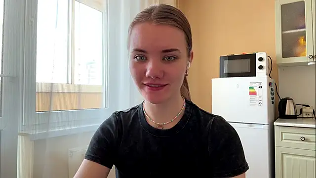 doana bebriti online show from 05/05/26, 12:19