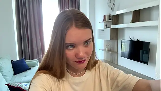 doana bebriti online show from 07/08/26, 10:05