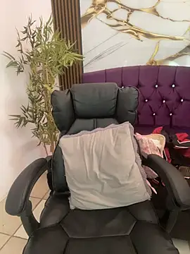 lia ec online show from 05/05/26, 12:30