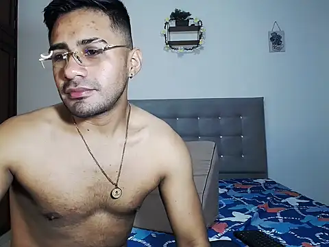 zeussexyhot online show from 04/21/26, 09:21