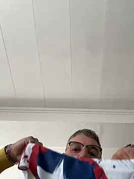 Vincent21x5 online show from 04/22/26, 11:28