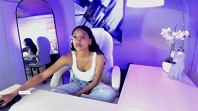 miel ambar online show from 05/11/26, 01:23