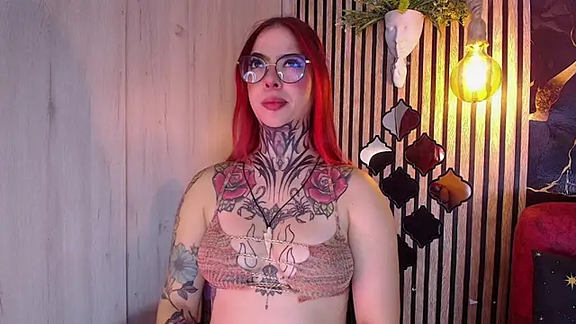 Snapshot of Atenea_Red chatting on 05/14/26, 10:07 Atenea Red online show from 05/14/26, 10:07