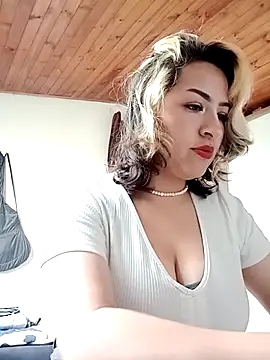 HannaJonnes  online show from 04/16/26, 01:12