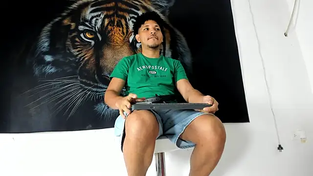 Michael fox06 online show from 04/14/26, 10:48