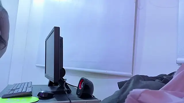 Eli lujuria online show from 04/18/26, 04:15