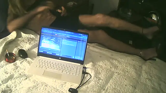 punkwhitebitchboy4rent online show from 04/14/26, 06:24