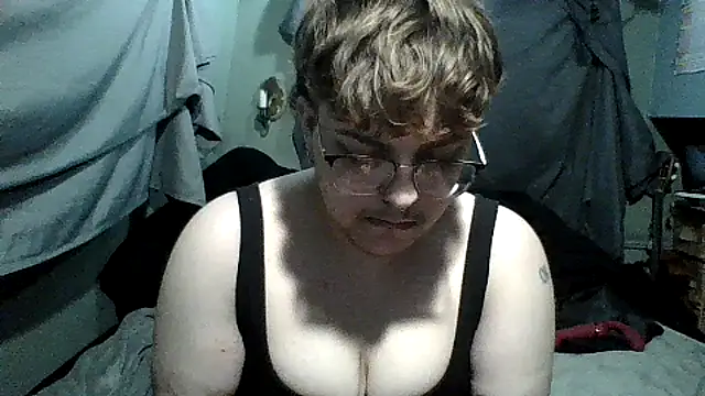 BashfulEmby online show from 04/14/26, 03:33