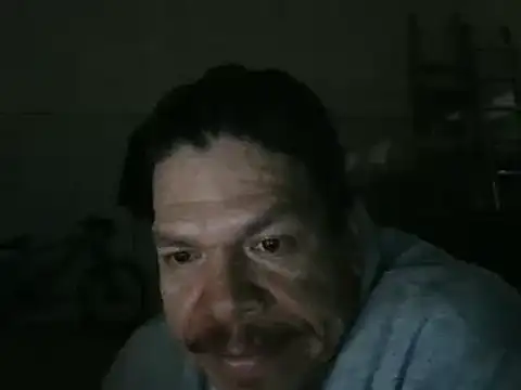 Snapshot of Oskr2024XXX chatting on 03/19/25, 02:37 Oskr2024XXX online show from 03/19/25, 02:37