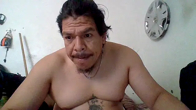 Snapshot of Oskr2024XXX chatting on 10/16/25, 07:22 Oskr2024XXX online show from 10/16/25, 07:22