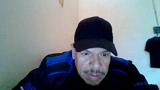 Snapshot of Oskr2024XXX chatting on 09/28/25, 11:55 Oskr2024XXX online show from 09/28/25, 11:55