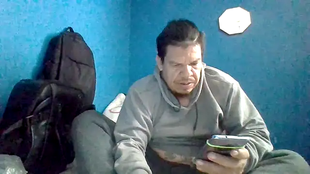 Snapshot of Oskr2024XXX chatting on 05/31/26, 06:53 Oskr2024XXX online show from 05/31/26, 06:53