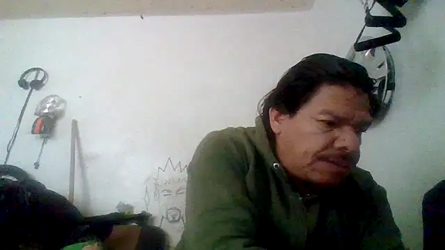 Snapshot of Oskr2024XXX chatting on 10/14/25, 07:36 Oskr2024XXX online show from 10/14/25, 07:36